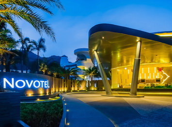 Thailand, Phuket, Novotel Phuket Karon